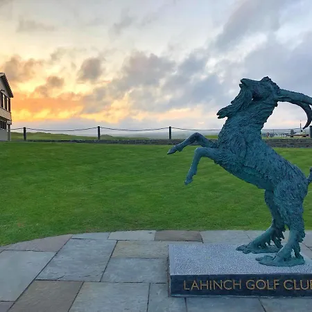 Modern Newly Refurbished House 10 Minute Walk From Ferienhaus *