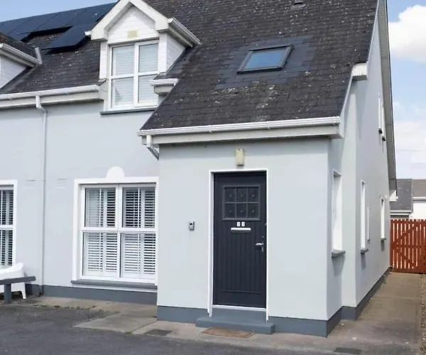 Modern Newly Refurbished House 10 Minute Walk From Lahinch